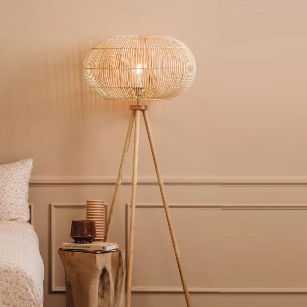 MONTEZZA DESIGNER TRIPOD FLOOR LAMP