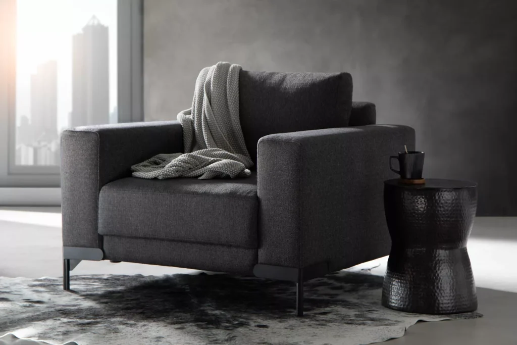 Houston Armchair – Shadow