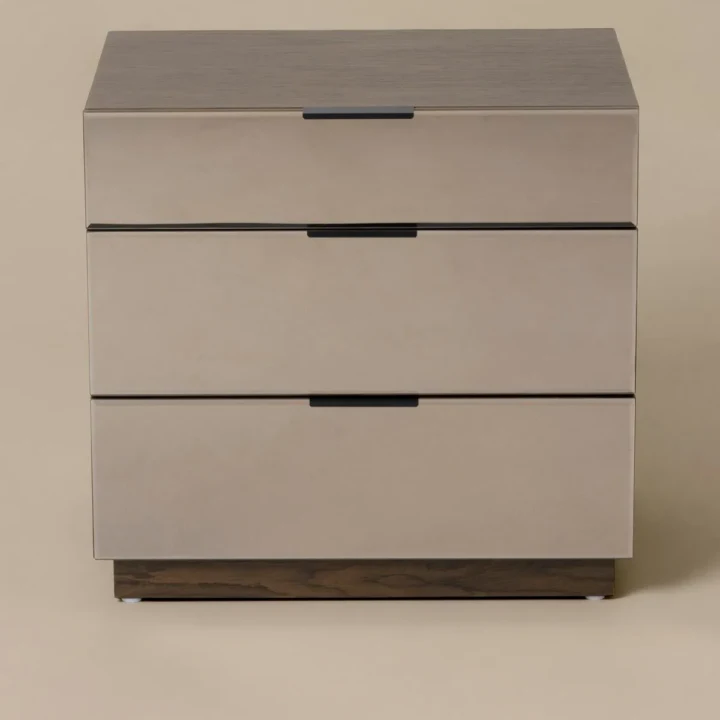 Eva Mirror Pedestal Bronze