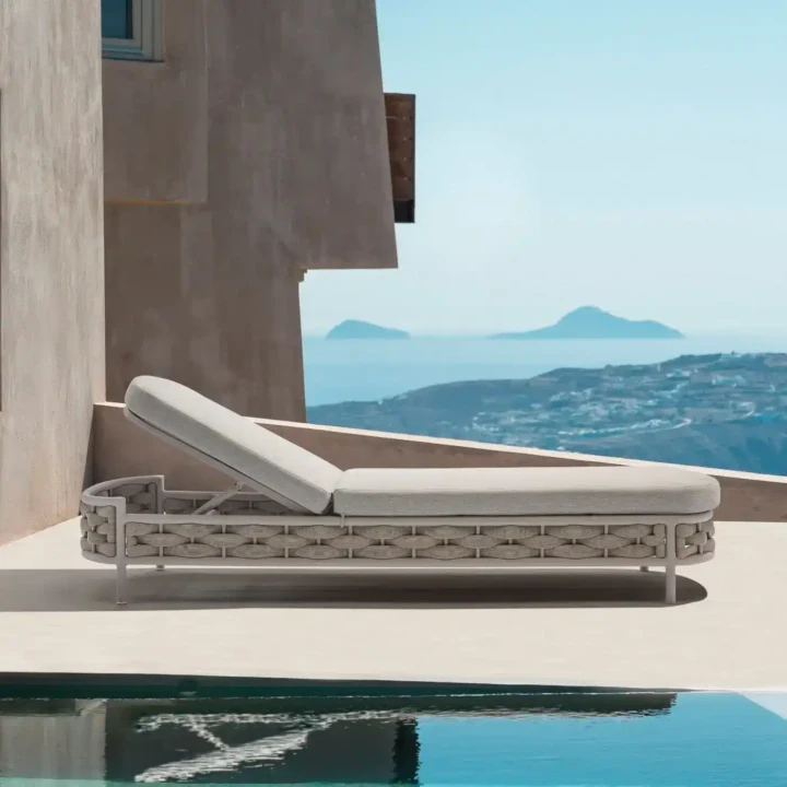 Loop Sun Lounger – Greige