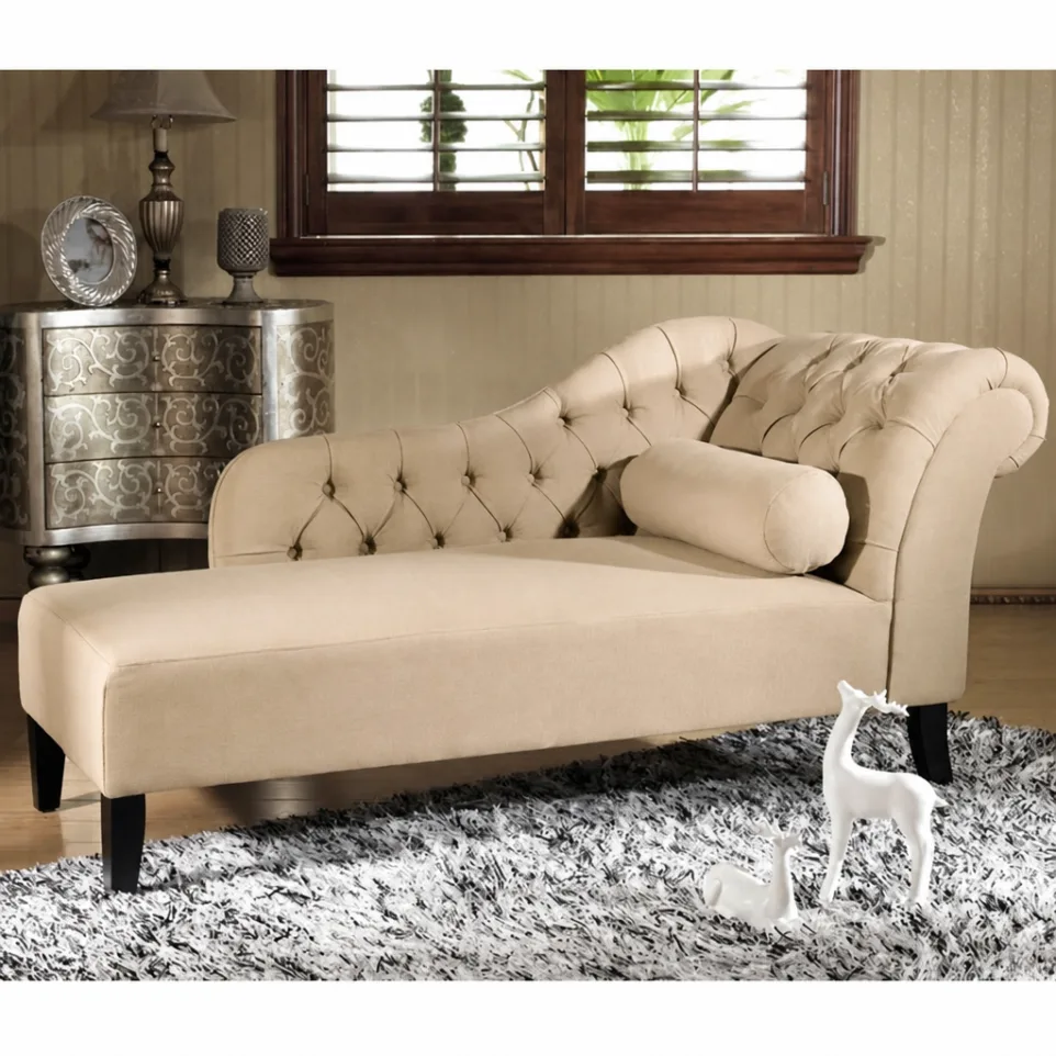 ANGULARITY Buttoned Day Bed